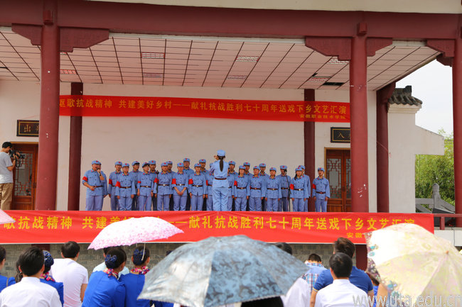 少妇扒开腿让我爽了一夜